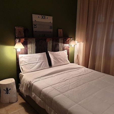 תרמה Aigaion Guesthouse מראה חיצוני תמונה